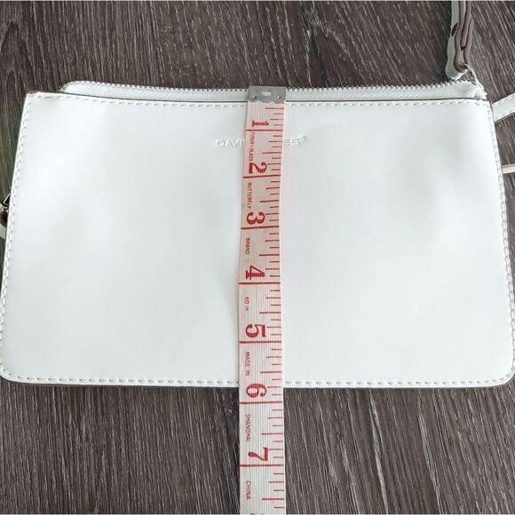 DAVID JONES Women's Synthetic Leather Crossbody Wristlet Clutch with Wrist Strap - Picture 8 of 11